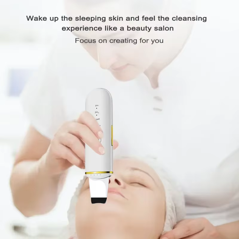 LumaSkin™ Ultrasonic Pore Scrubber & Blackhead Remover